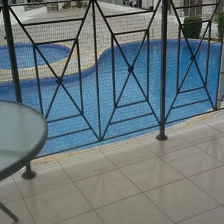 Varvara Gardens Apt * Paralimni